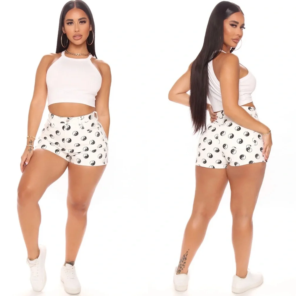 Fashion Nova Yin Yang White and Black Denim High Waisted Shorts Size 1